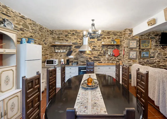 T3 Casa Da Chica Em Arouca Hébergement de vacances *